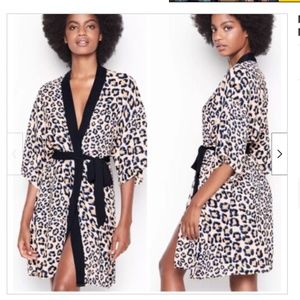 NEW VICTORIA'S SECRET Kimono Robe Natural Leopard